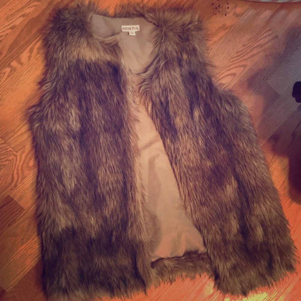 Fur vest